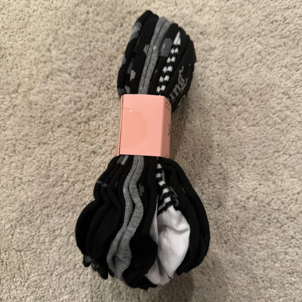 Juicy Couture 6‎ pack Socks Multipack Women's, Shoe Size 4-10 Black White